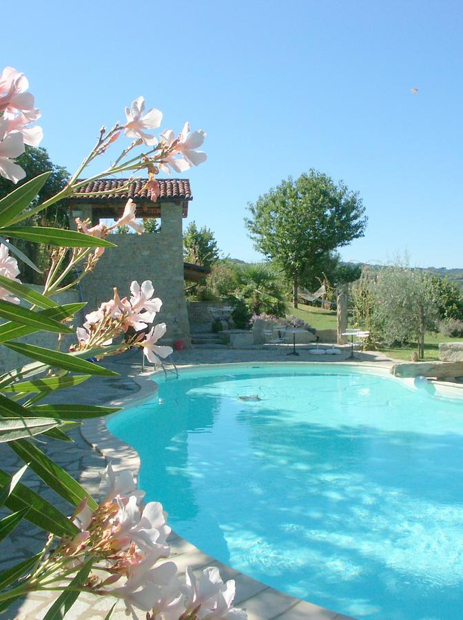 Agriturismo Sondrea Sinio Exteriör bild